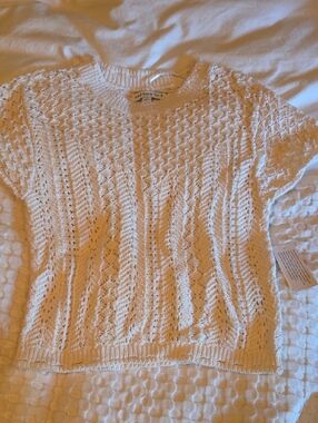 Women's Cream Open-Knit Short Sleeve Sweater